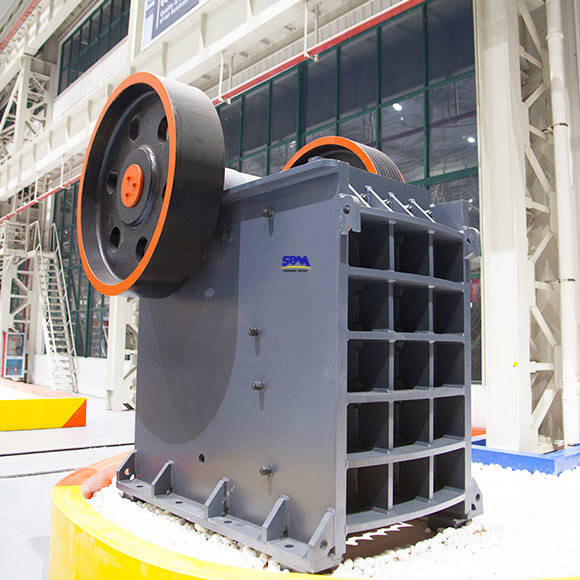 Stone crushing and sand making production line